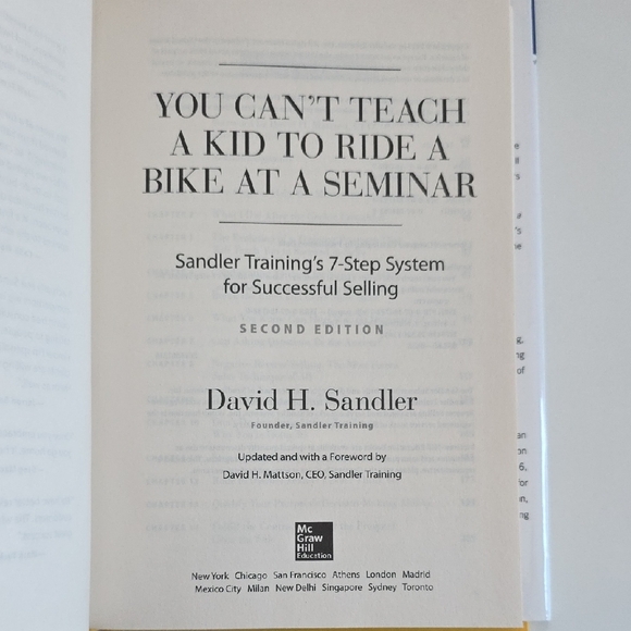 Sales Books- Little Red Book of Selling and Sandler Training's 7 Step Book Set - Picture 6 of 14